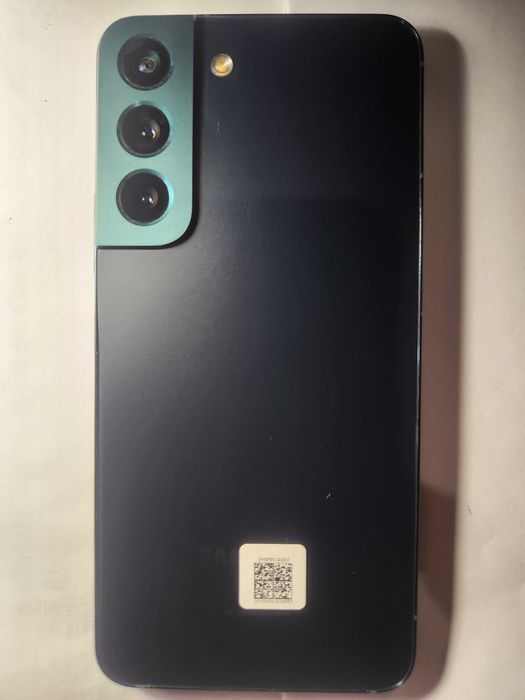 Samsung S22 5G 8/256 в ИДЕАЛЬНОМ состоянии 6,1" Qualcomm SM8450 Snapdragon 8 Android 16