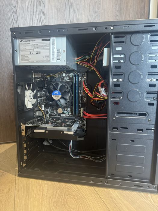Komputer Do Gier! I5 | RX 4GB | 8GB | SSD | WIN10!