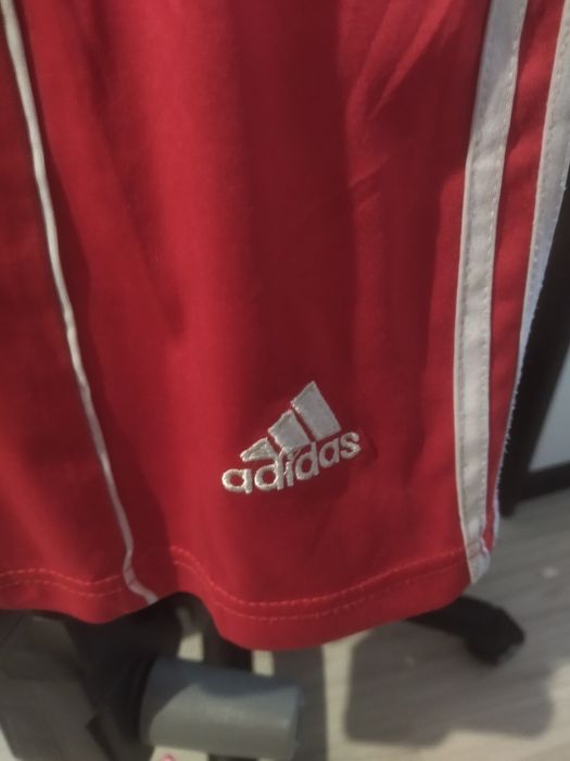 Форма Adidas розмір M