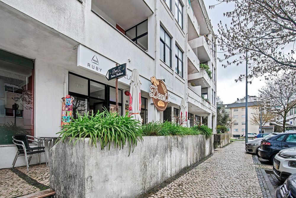 Trespasse de Padaria e Pastelaria com Fabrico próprio em Viseu