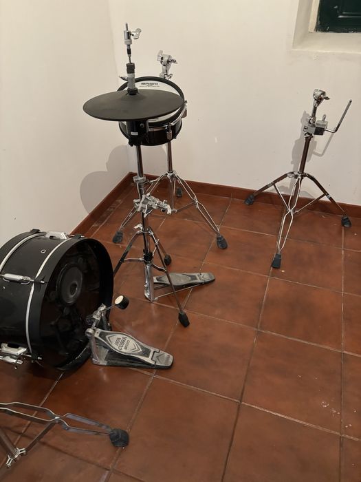 Roland VAD306 drum kit