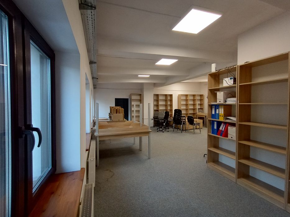 Lokale biurowe, Kamienna Góra, centrum, parking