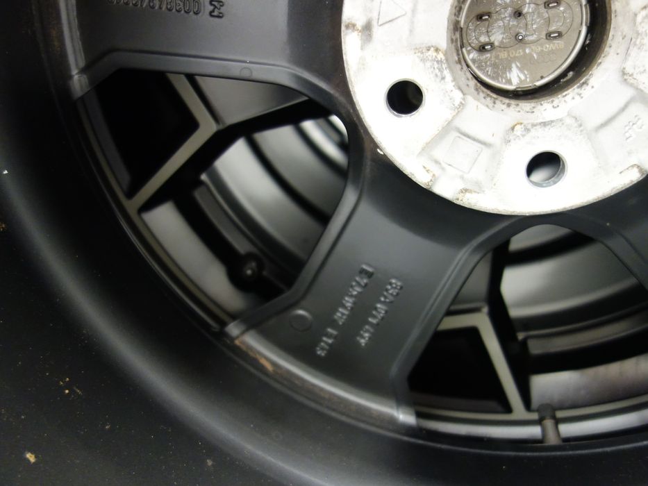 5x112 235/50R19 Koła zimowe Audi OE Q3 Q5 Goodyear extra stan 4x7m