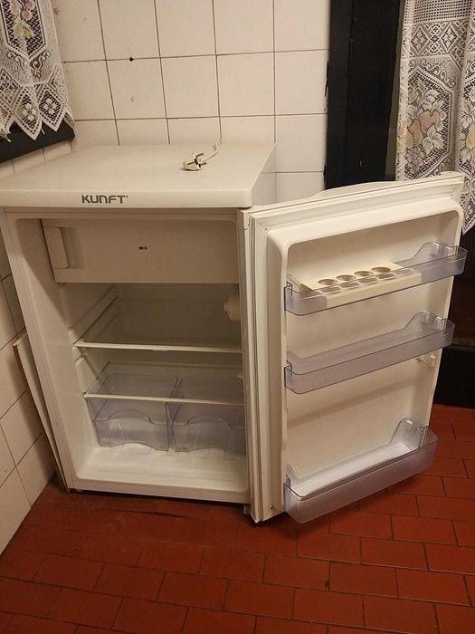 Frigorifico pequeno KUNFT