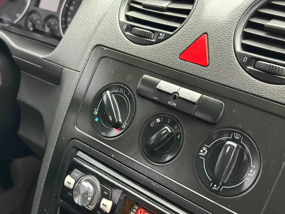 Продам VOLKSWAGEN Caddy пас 2005 2.0d механiка