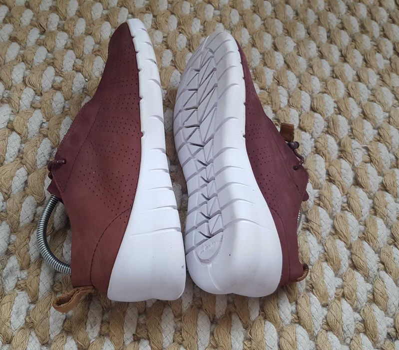 Sneakarsy Clarks 35,5