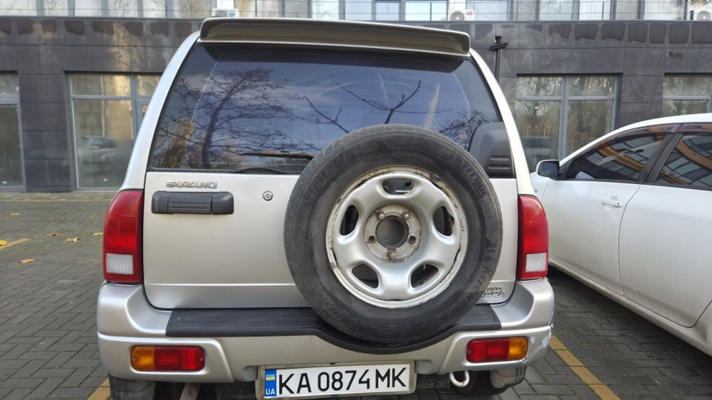 Продам Suzuki Grand Vitara в хорошому стані, з торгом