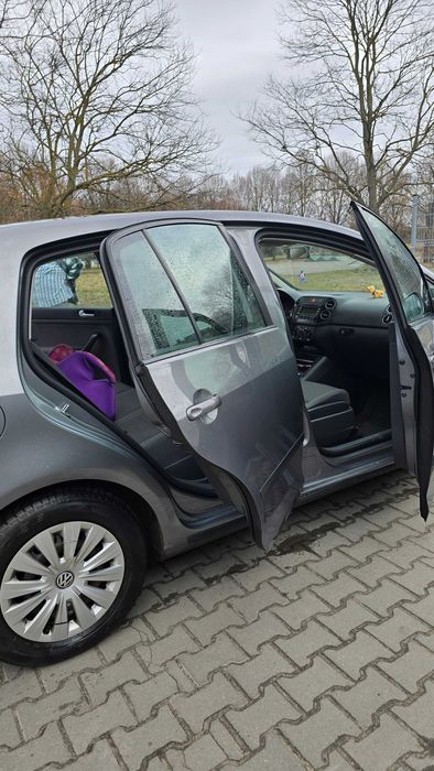 sprzedam samochód golf