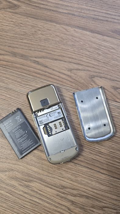 Телефон Nokia 8800