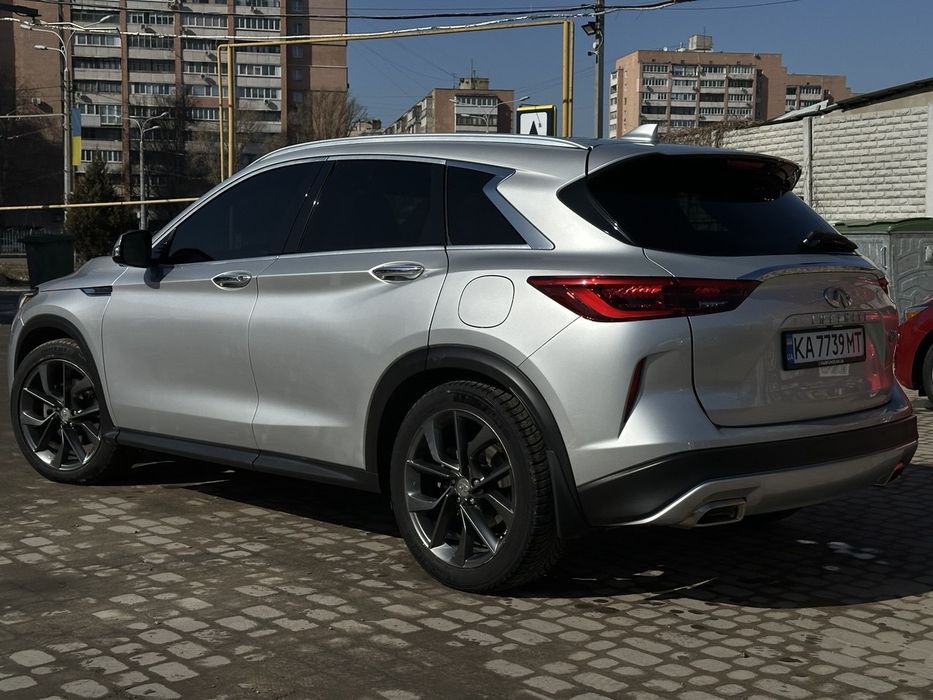 Продам автомобиль Infiniti qx50