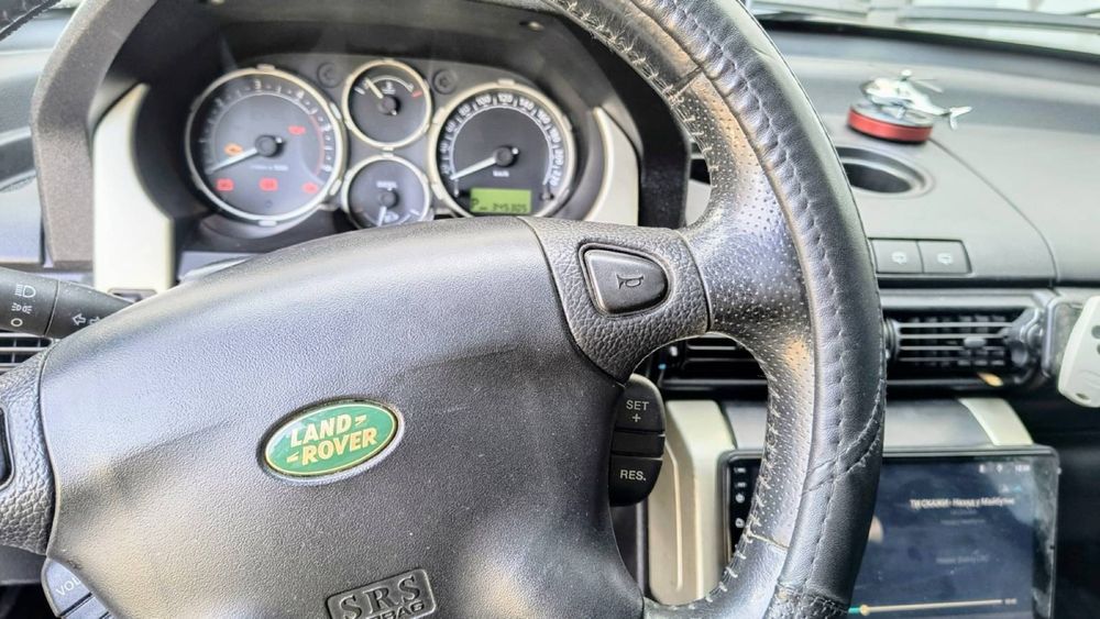 LAND ROVER 2005 рік