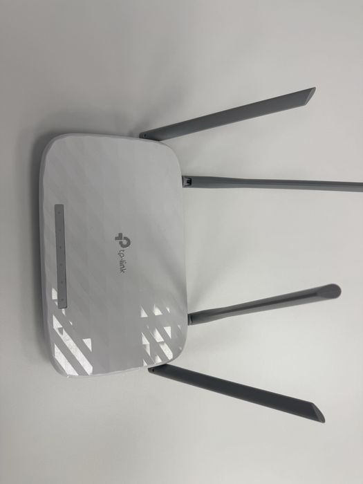 Router TP-LINK archer C50