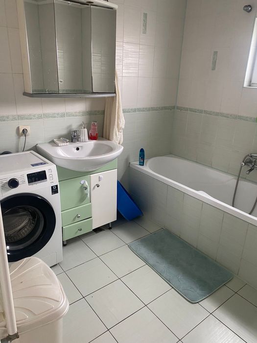 Продам будинок 206 м2 два гаражи приват ділянка 3,5 сотки Берегово