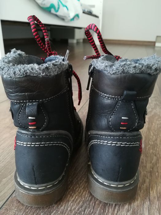 Ciepłe sznurowane trzewiki Lasocki rozmiar 25