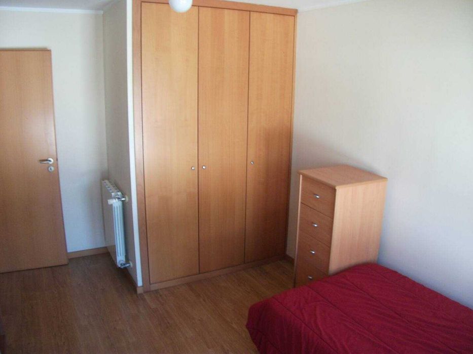 Apartamento T2 (junto ao rio Douro - Porto)