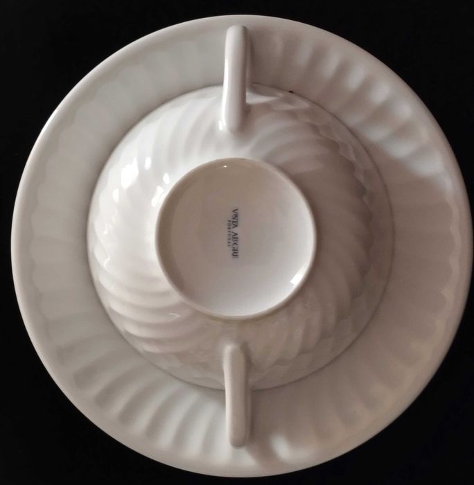 Lot 8 chávenas consomé com pires, Sagres, Vista Alegre, porcelana