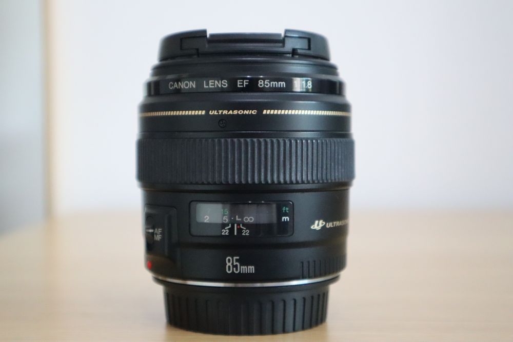 Canon EF 85mm F/1.8 USM