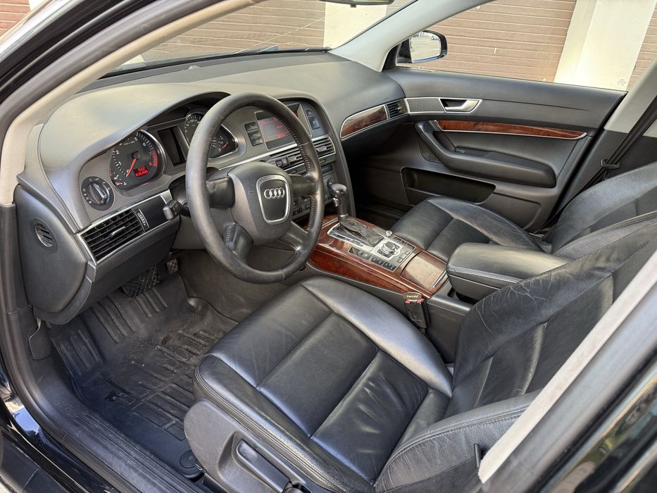 Продам Audi A6 2.4 бензин автомат