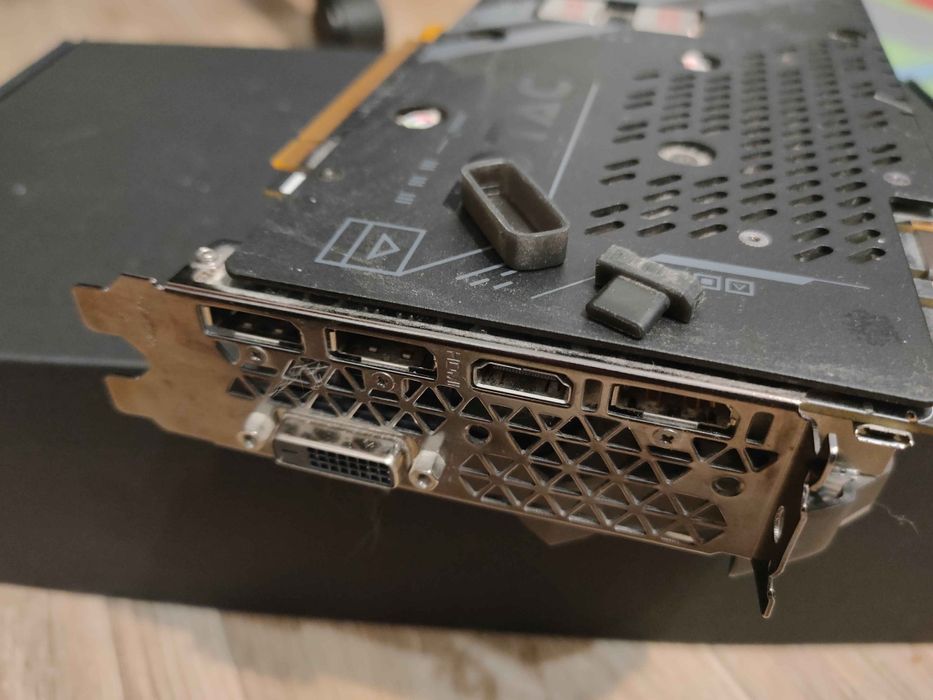1080ti Zotac AMP Extreme / БУ, сломана, описание