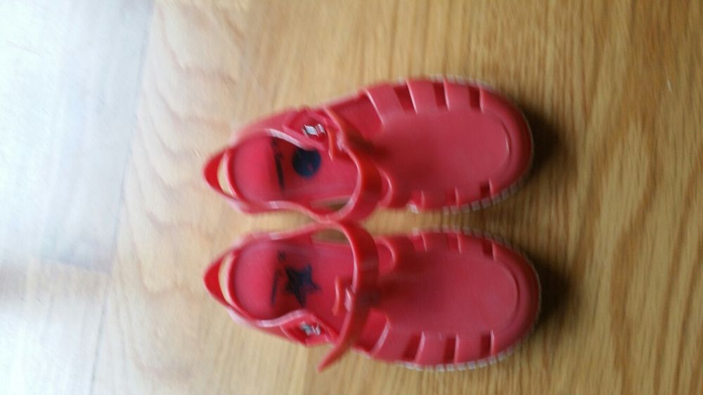 Sandálias de Borracha