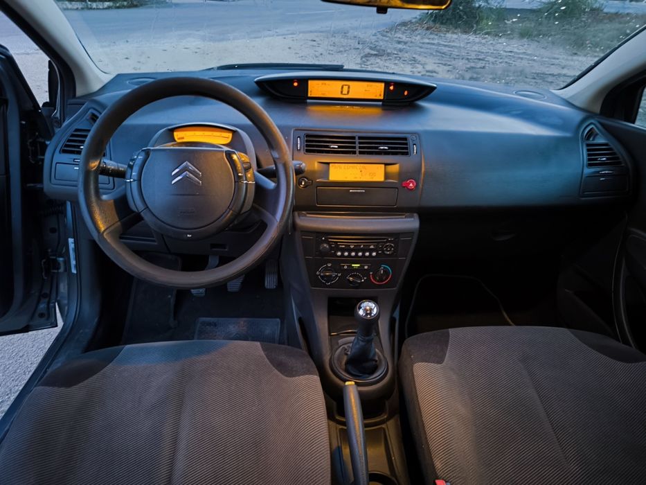 Citroen C4 1.6 HDI 90CV foto 5