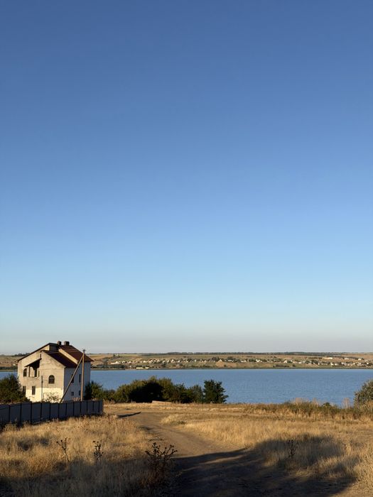 Продаж будинку на березі Лиману