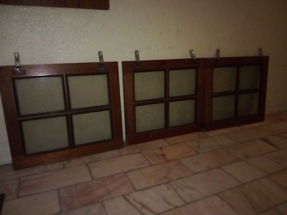 Portas de armário com vidro