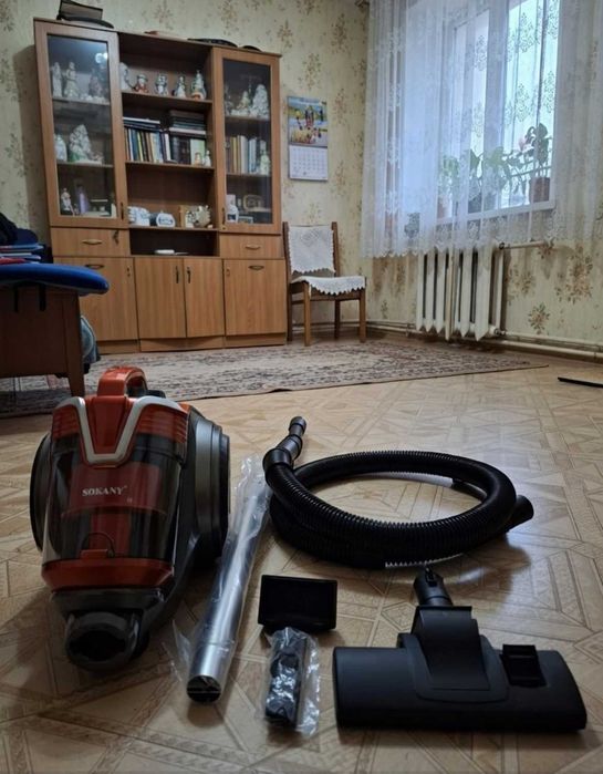 Пилосос контейнерний 3600Вт потужний для дому чи квартири
