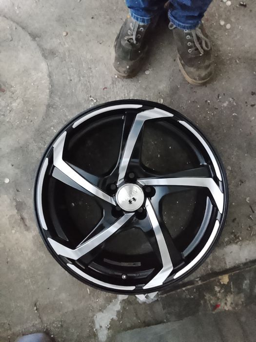 Vendo ou troco jantes 17 5x100