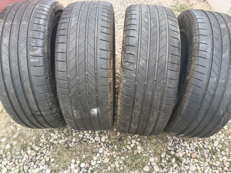 235/55/19 Bridgestone