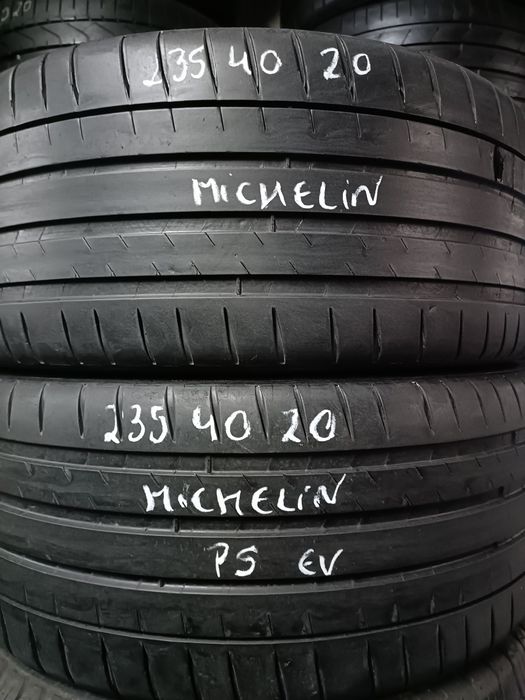 Pneus 235/40/20 EV
