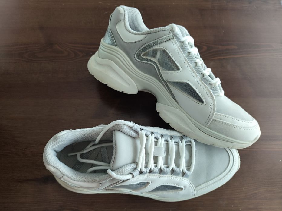 Buty sportowe Zara