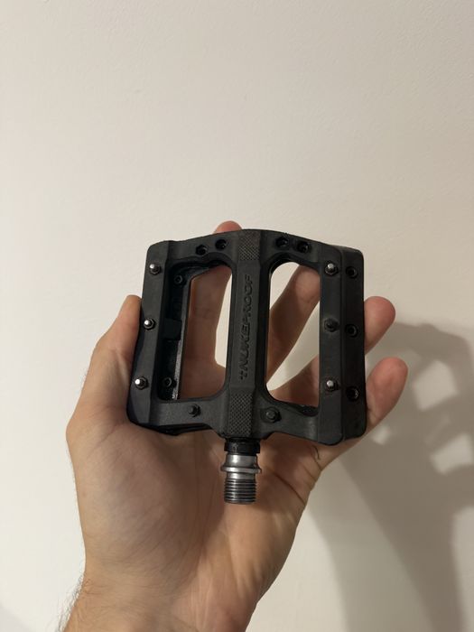 Pedały platformowe Nukeproof – czarne