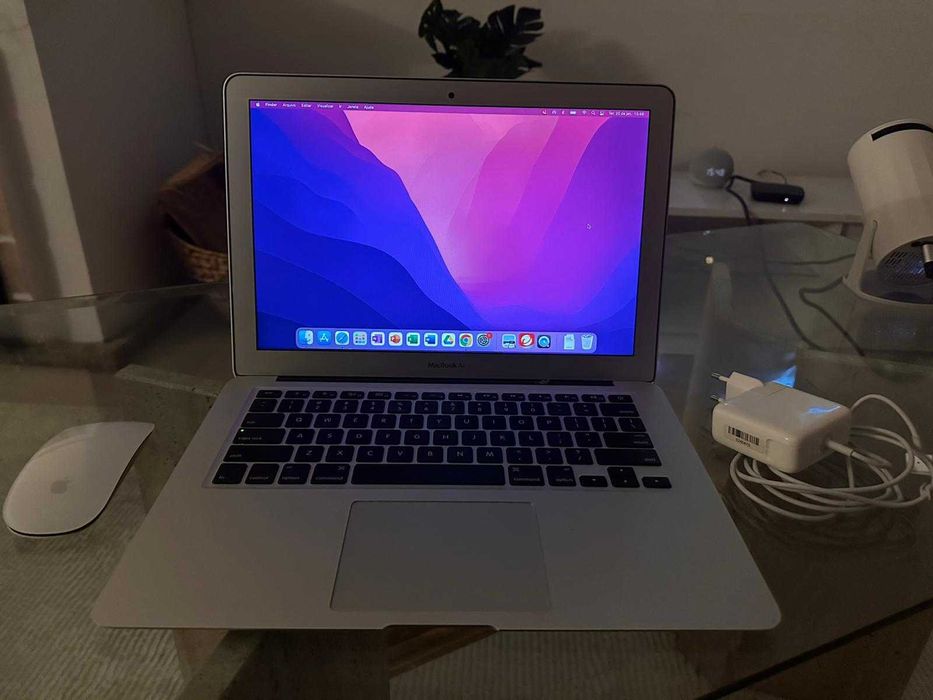 MacBook Air (13-inch, 2017) + Rato sem fio