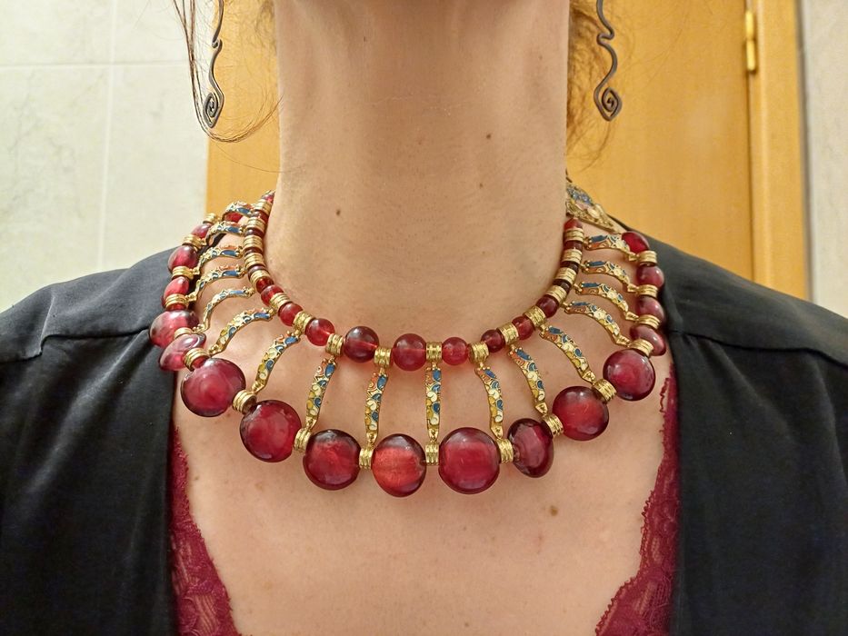 Lindíssimo colar de estilo mexicano da marca Parfois