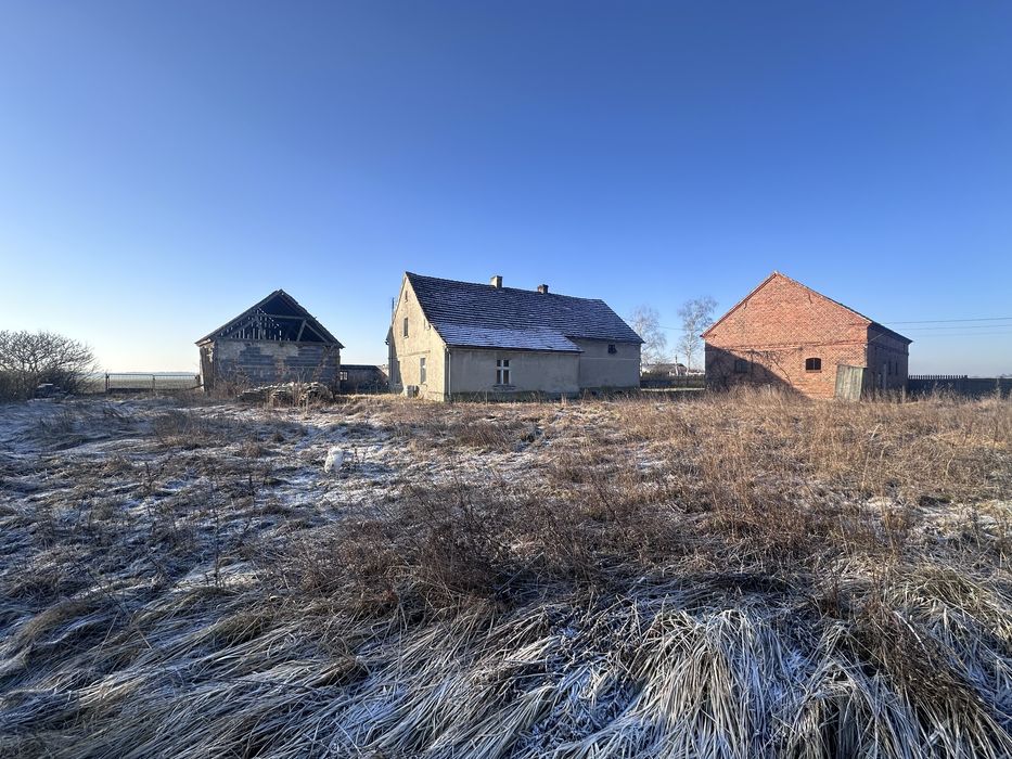 Dom , siedlisko z działką