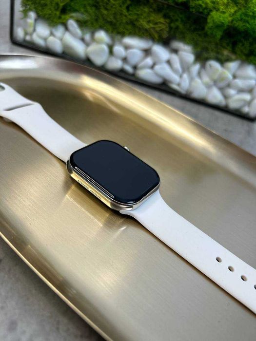 Watch Hello Plum Series 10 46мм — золотий глянцевий корпус