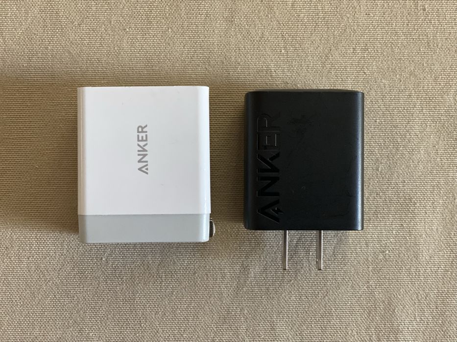 Зарядні пристрої, блоки живлення різних брендів (Anker, ATT, Lenovo, Rhino). Б/В та нові