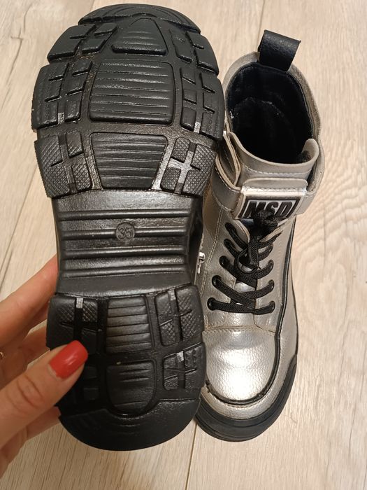 Осінні ботінки 35 розмір