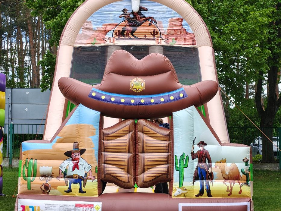 Zjeżdżalnia dmuchana / dmuchaniec /skakaniec