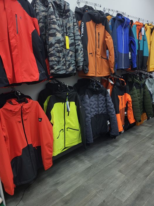 Продам чоловічу гірськолижну куртку O'Neill Total Disorder оригінал