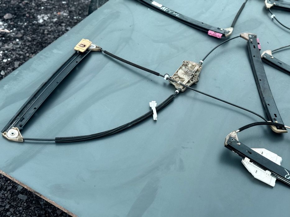 Склопідйомник Ауді А6 С6 перід зад Audi A6 C6 механізм склопідйомника