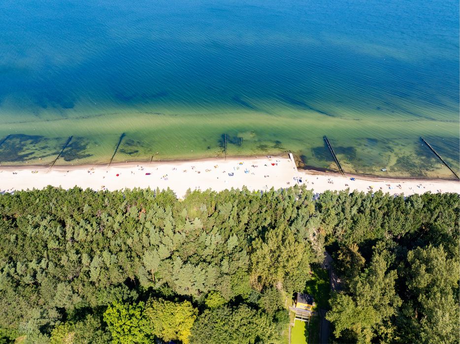 Działka budowlana nad morzem z dojściem do plaży (5 minut)