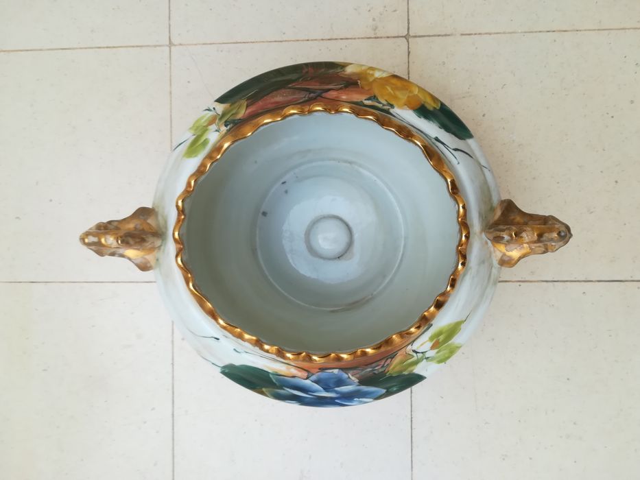 Centro de mesa em porcelana