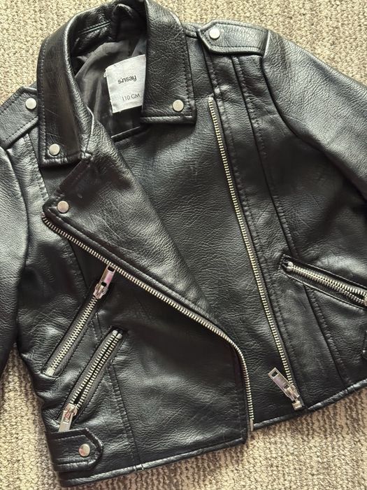 Косуха,кожанка ,куртка