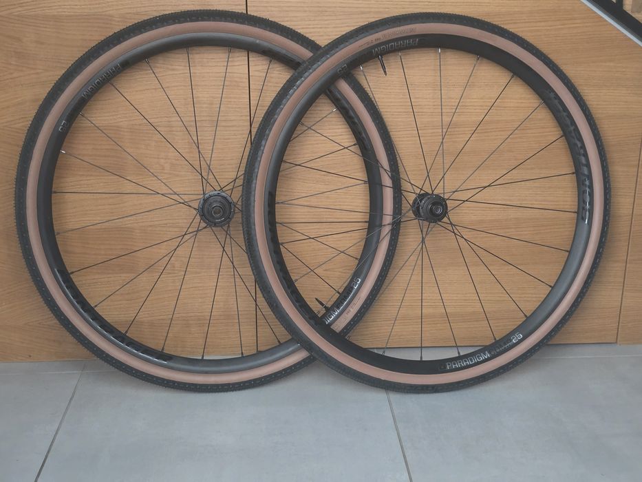 Koła Bontrager Paradigm Comp 25