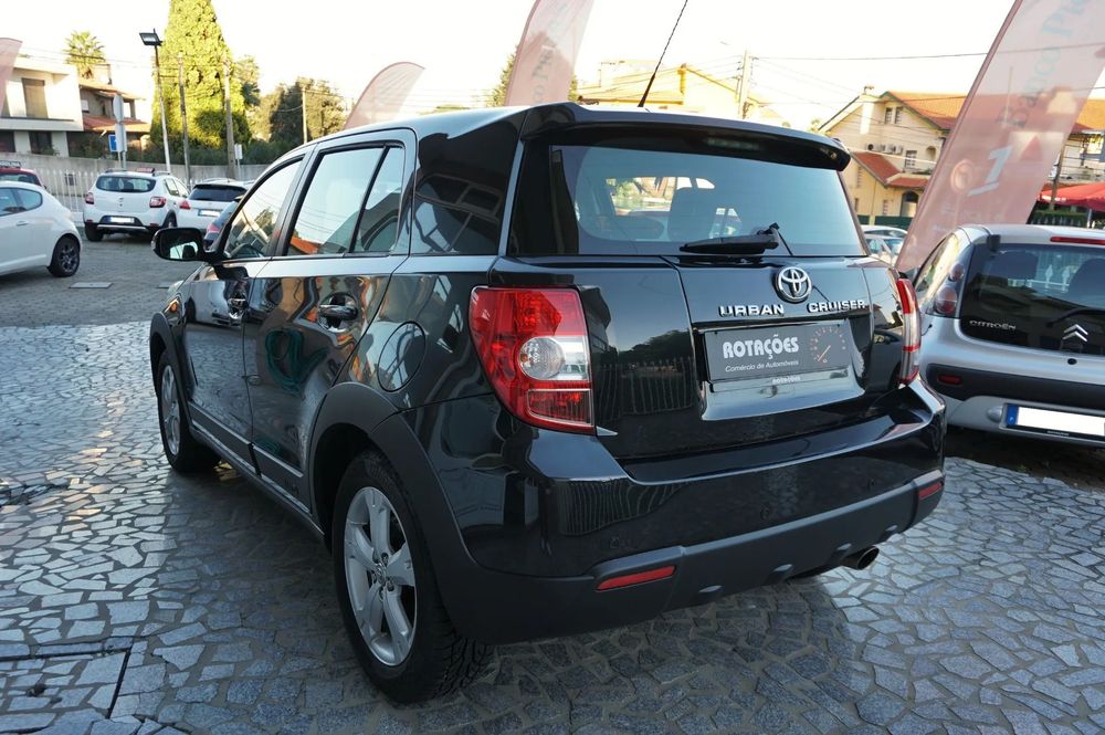 Toyota Urban Cruiser 1.4 D-4D 4x4 Trek