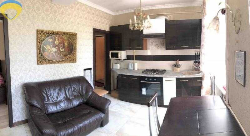 Продам 2х комнатную квартиру в центре/ул. Бунина/Канатная