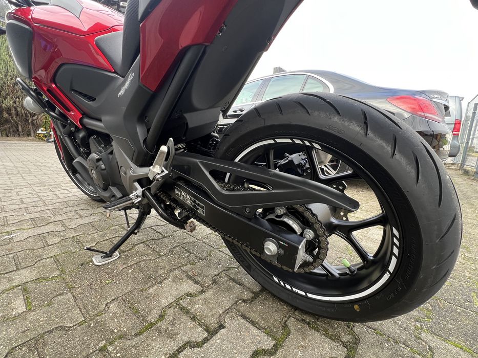 Sprzedam Piękną Honde nc700x maly przebieg serwisowana