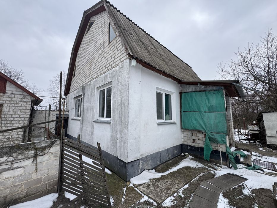 Продаж дачного будинку с. Благодатне